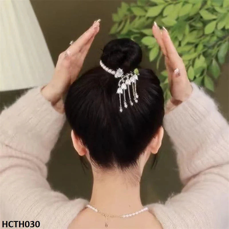 How to Elevate Your Look with the Right Hair Accessories