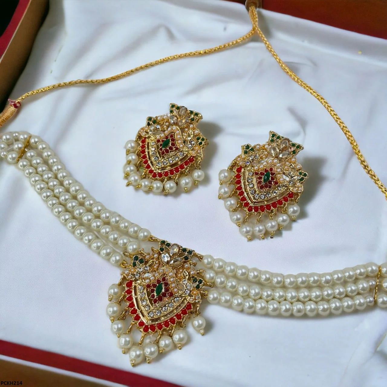 "How to Care for Your Jewellery: Maintenance Tips for Pakistani Climate"