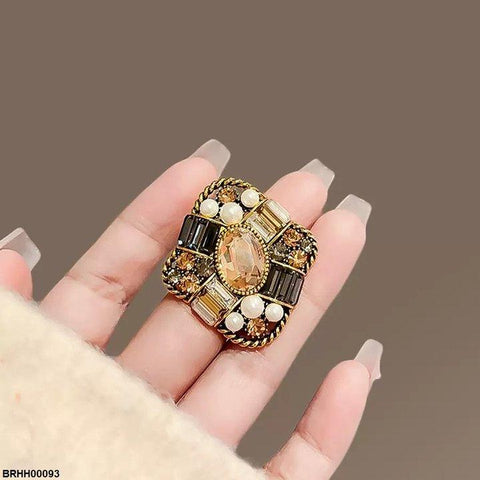 BRHH00093 XST Oval Pearl Broach - BRHH