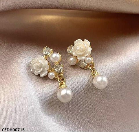CEDH00715 SYB Flower Pearl Drop Earrings - CEDH