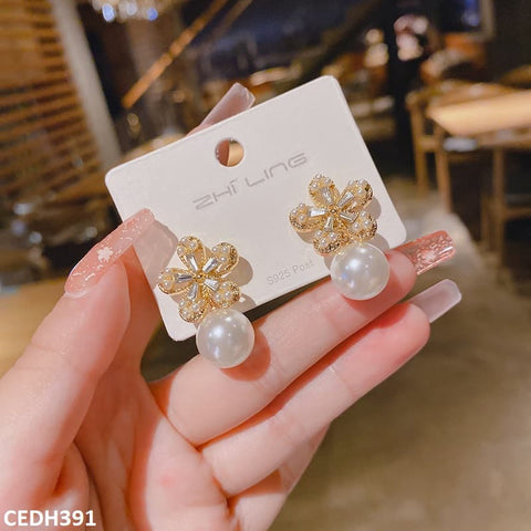CEDH391 ZHL Flower/Pearl  Drop Earrings Pair - CEDH