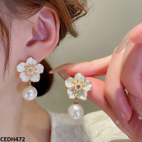 CEDH472 YYZ  Pearl Flower Drop Earrings Pair - CEDH