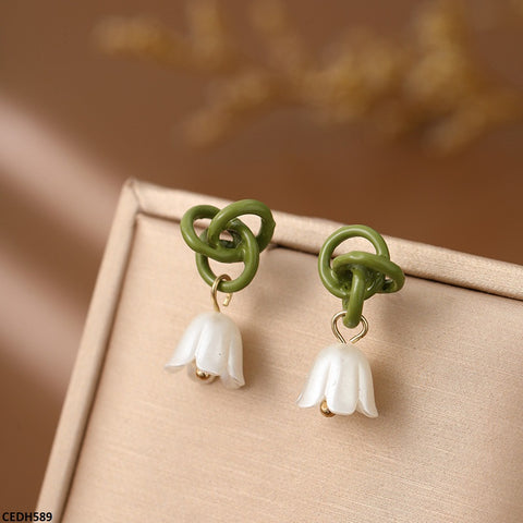 CEDH589 YYZ Flower Drop Earrings - CEDH