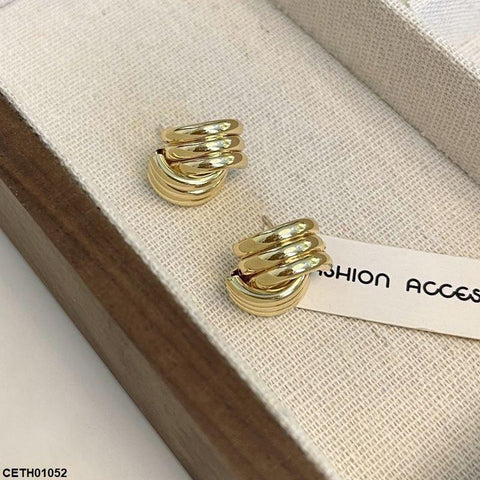 CETH01052 YYZ Three Layard Tops Pair - CETH