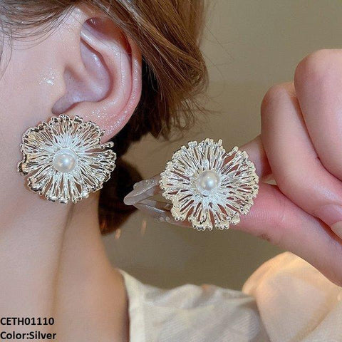 CETH01110 LSH Pearl  Round Flower Tops Pair - CETH