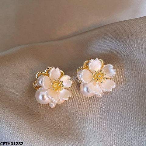 CETH01282 SYB Pearl Flower Tops Pair - CETH
