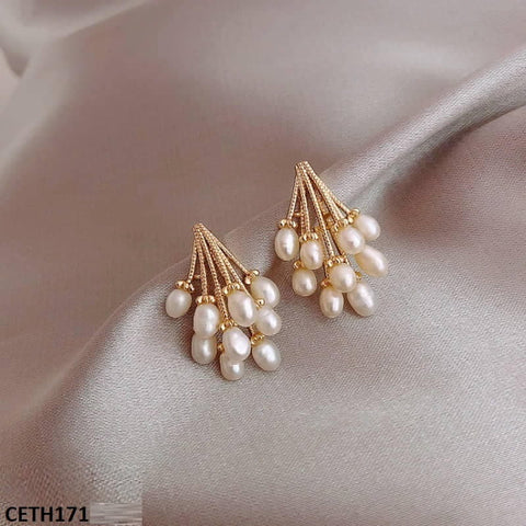 Experience the perfect balance of fashion and affordability with our CETH171 SIQ Flower Tops Pair from TJ Wholesale Pakistan. These trendy fashion accessories are made from high-quality artificial materials, making them the ideal choice for any stylish individual. Upgrade your wardrobe with our elegant flower tops and add a touch of sophistication to any outfit