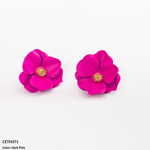 Crafted with precision, the CETH371 LSH Painted Flower Stud Tops Pair - CETH adds a touch of elegance to your wardrobe. These stylish fashion accessories are the perfect addition to any outfit, providing a classic and timeless appeal. Made with high-quality materials, this pair is a must-have for any fashion-forward individual.