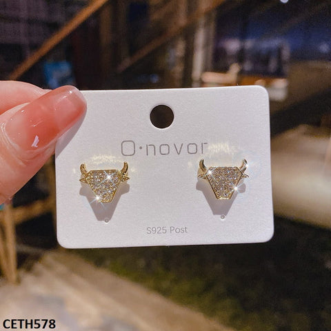 CETH578 ZHL Bull Head Stud Tops Pair - CETH