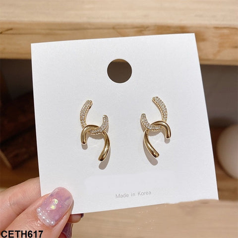 CETH617 YQG Double Pave Ear Tops Pair - CETH