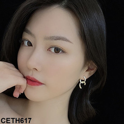 CETH617 YQG Double Pave Ear Tops Pair - CETH