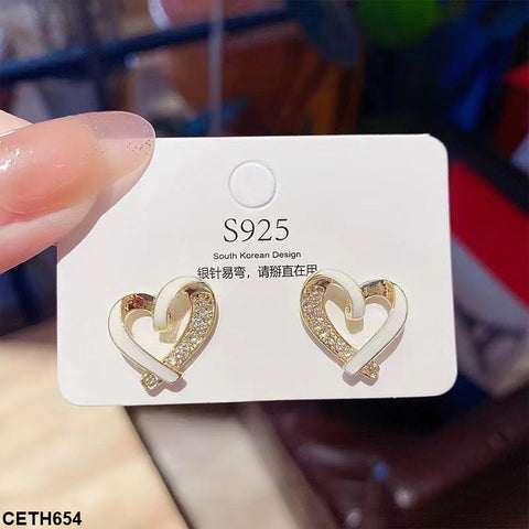 CETH654 YYZ Heart Ear Tops Pair - CETH