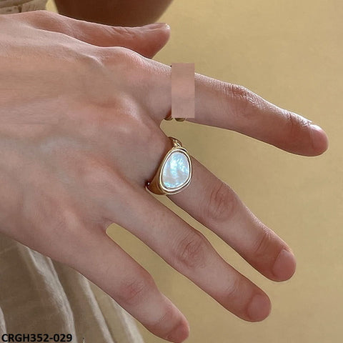 CRGH352 WNS Triangle Seep Painted Ring Adjustable - CRGH