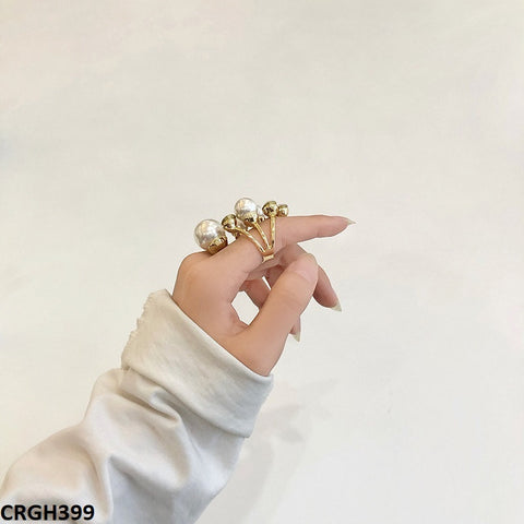 Discover elegance and versatility with the CRGH399 SGC Pearl Pillar Ring. This adjustable piece is a must-have fashion accessory from TJ Wholesale Pakistan, perfect for adding a touch of sophistication to any outfit. Crafted with artificial pearls, it embodies the latest trends in fashion jewelry.