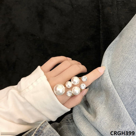Discover elegance and versatility with the CRGH399 SGC Pearl Pillar Ring. This adjustable piece is a must-have fashion accessory from TJ Wholesale Pakistan, perfect for adding a touch of sophistication to any outfit. Crafted with artificial pearls, it embodies the latest trends in fashion jewelry.