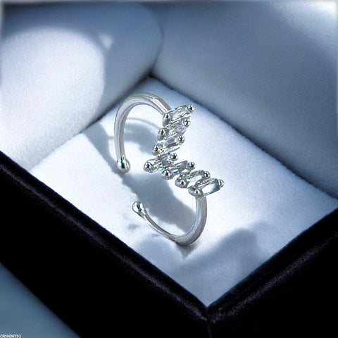 CRSH00751 QWN Dainty Crown Ring - CRSH