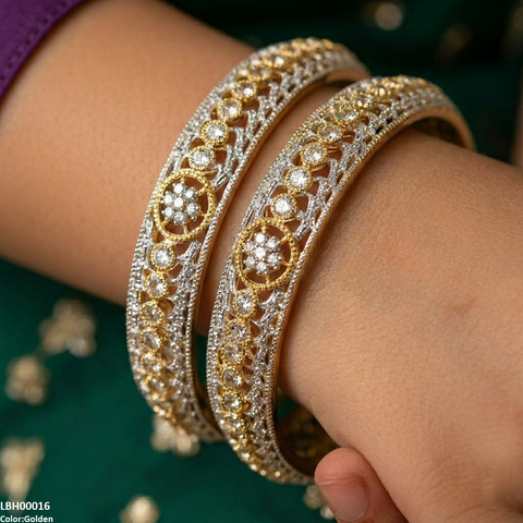 LBH00016 ANI Round Stone Flower Bangle Set - LBH