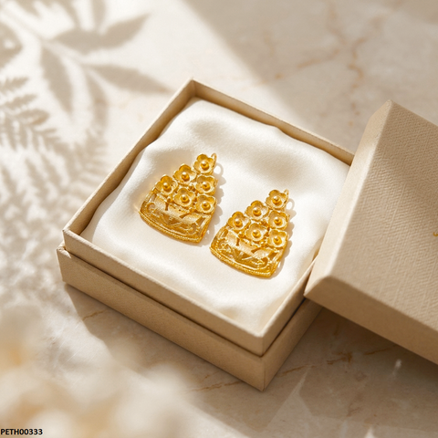 PETH00333 FRN Triangle Flower Tops Pair - PETH