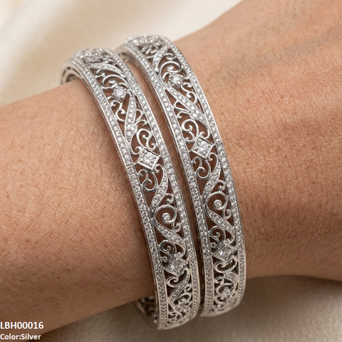 LBH00016 ANI Round Stone Flower Bangle Set - LBH