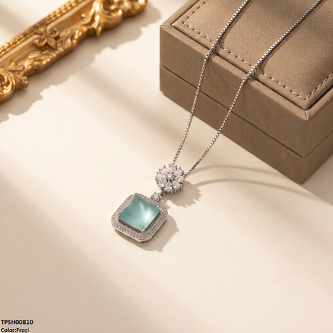 TPSH00810 MMJ Flower Square Pendant - TPSH