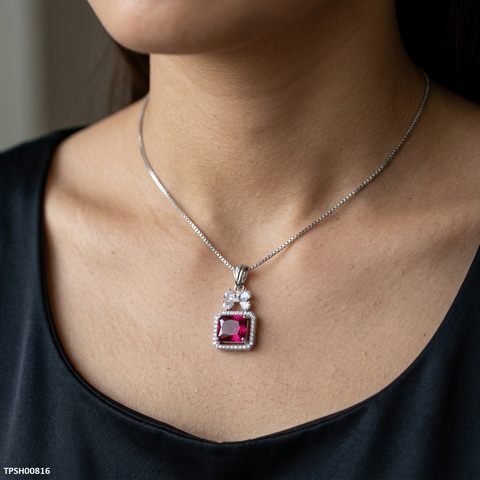 TPSH00816 MMJ Bow Square Pendant - TPSH