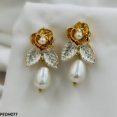 PEDH077 SDQ Flower/Pearl Drop Earring Pair - PEDH