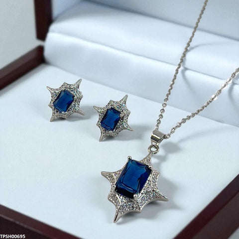 TPSH00695 KYC Star Shaped Pendant Set - TPSH
