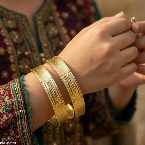 PBRH00174 MZM Textured Flat Bangles 2 Pcs Set - PBRH