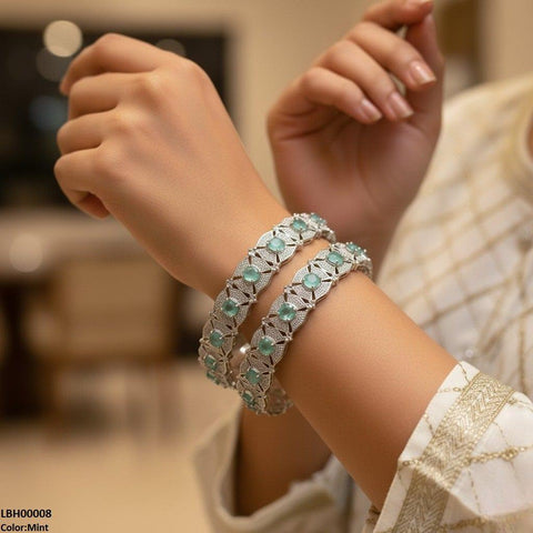 LBH00008 ANI Round Flower Bangle Set - LBH