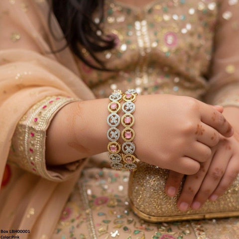LBH00001 ANI Round Stone Flower Bangle Set - LBH