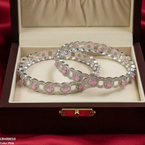 LBH00010 ANI Round Stone Linked Bangle Set - LBH