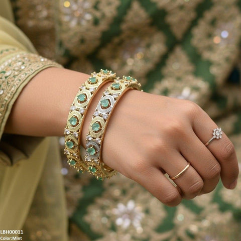LBH00011 ANI Imp Round Stone Bangle Set - LBH