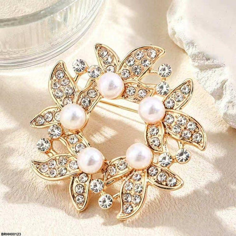 BRHH00123 XST Pearl wreath Zircon Broach - BRHH