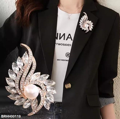 BRHH00119 XST Pearl Rhinestone Zircon Broach - BRHH