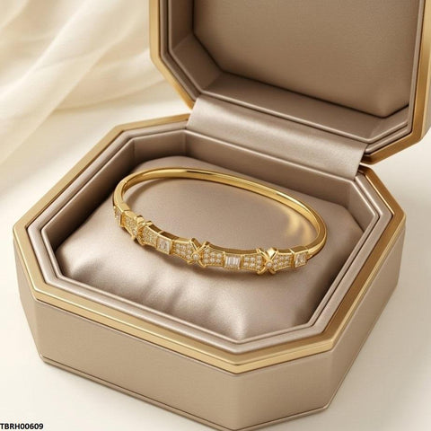 TBRH00609 GXN Square Stone Bracelet Openable - TBRH