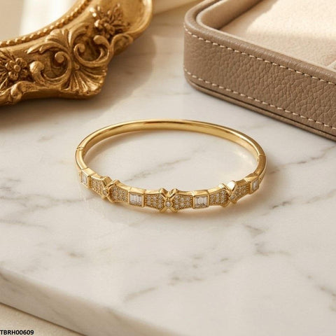 TBRH00609 GXN Square Stone Bracelet Openable - TBRH