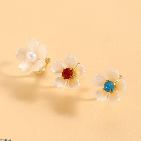 TEFH00145 QWN Flower Ear cuff Single - TEFH