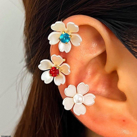 TEFH00145 QWN Flower Ear cuff Single - TEFH