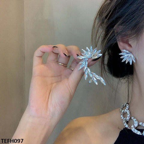 TEFH097 SHE Marquise Ear Cuffs - CEFH