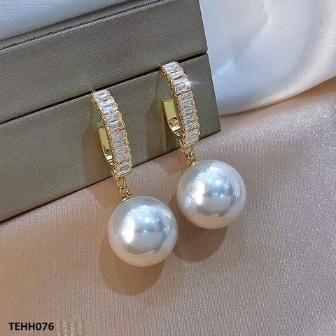 TEHH076 YQG C Shape Pearl Hoops Pair - TEHH