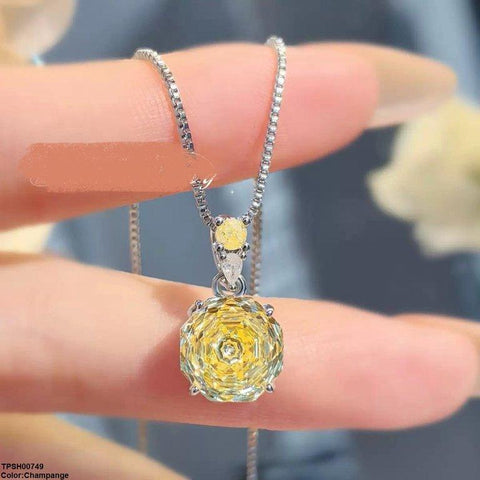 TPSH00749 GWH Round Pendant With Chain - TPSH