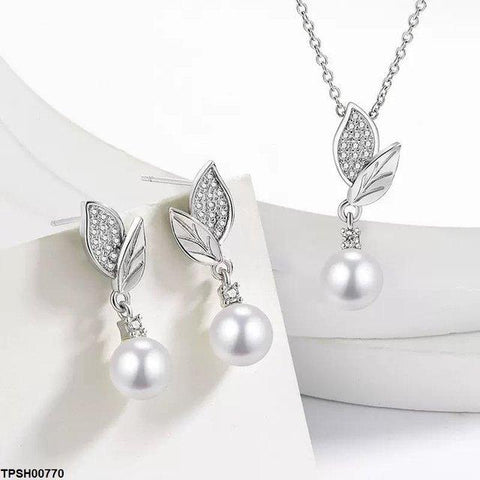 TPSH00770 BLX Leaf Pearl Drop Pendant Set - TPSH