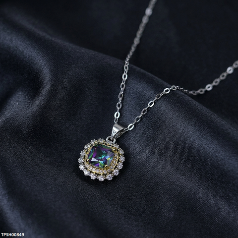 TPSH00849 GWH Cushion ZIRCON Pendant With Chain - TPSH