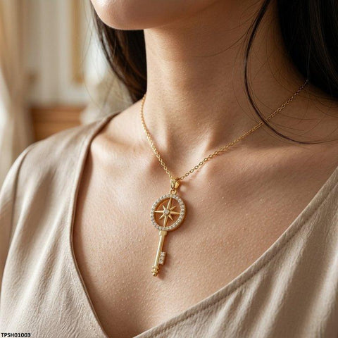 TPSH01003 TNR Stainless Steel Zircon Star Key Pendant - TPSH