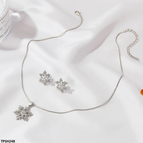 This TPSH248 QWN Snow Pendant set from TJ Wholesale Pakistan offers a stylish addition to your fashion accessories collection. Made from quality materials, this jewelry set is perfect for adding a touch of elegance to any outfit. Elevate your style with this fashionable and affordable accessory.