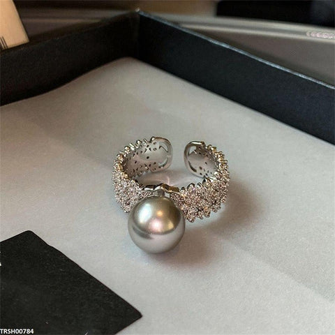TRSH00784 WNS Imp Pearl Round Ring Adjustable