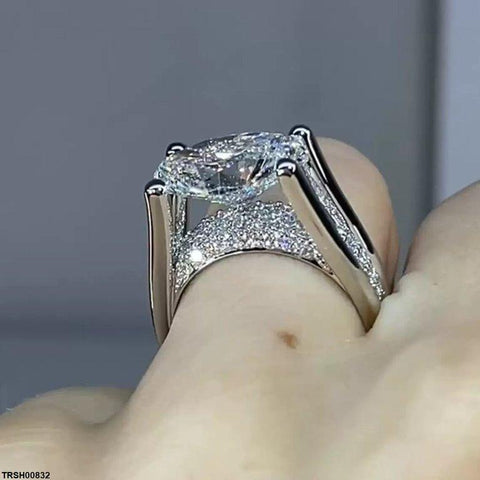 TRSH00832 BJF Oval Cathedral Ring - TRSH