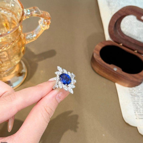 TRSH00922 CJD Oval Blue Stone Ring Adjustable - TRSH