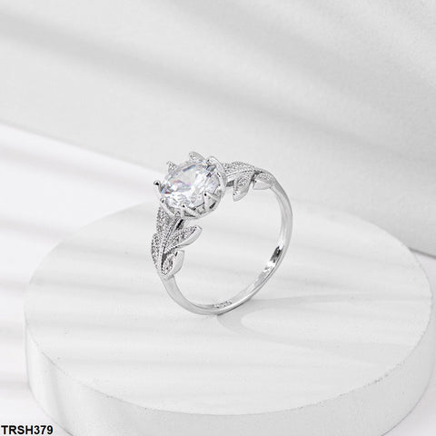 TRSH379 YLE Oval Leaf Ring - TRSH
