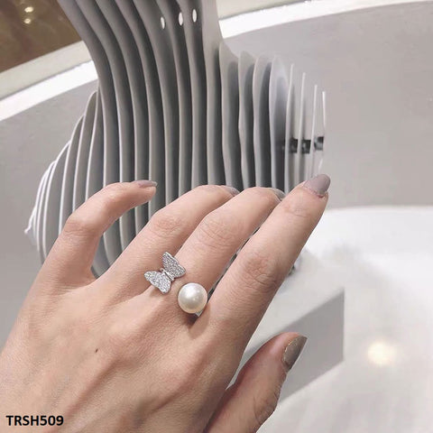 TRSH509 CJD Open Pearl/Butterfly Ring Adjustable- TRSH